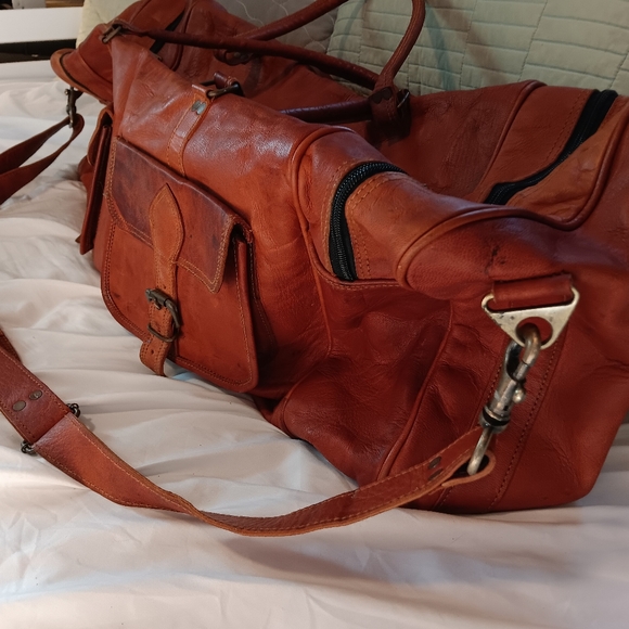 Komals Passion Leather - Picture 5 of 10